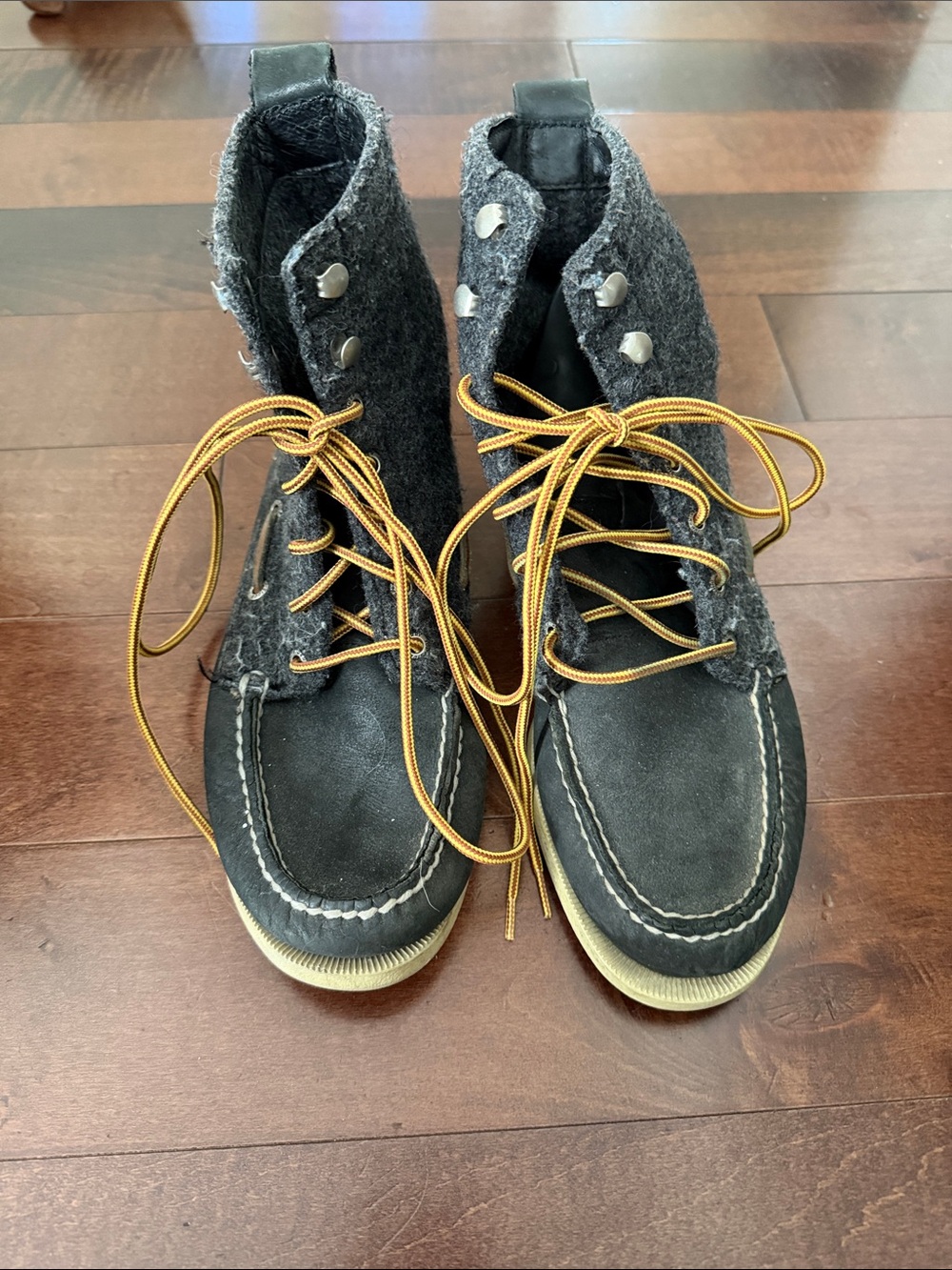 Sperry Charcoal Felt & Grey Leather High-Top Boat Shoes with Gold Laces